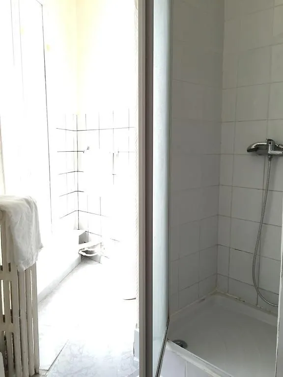 Du Metro 3* Párizs
