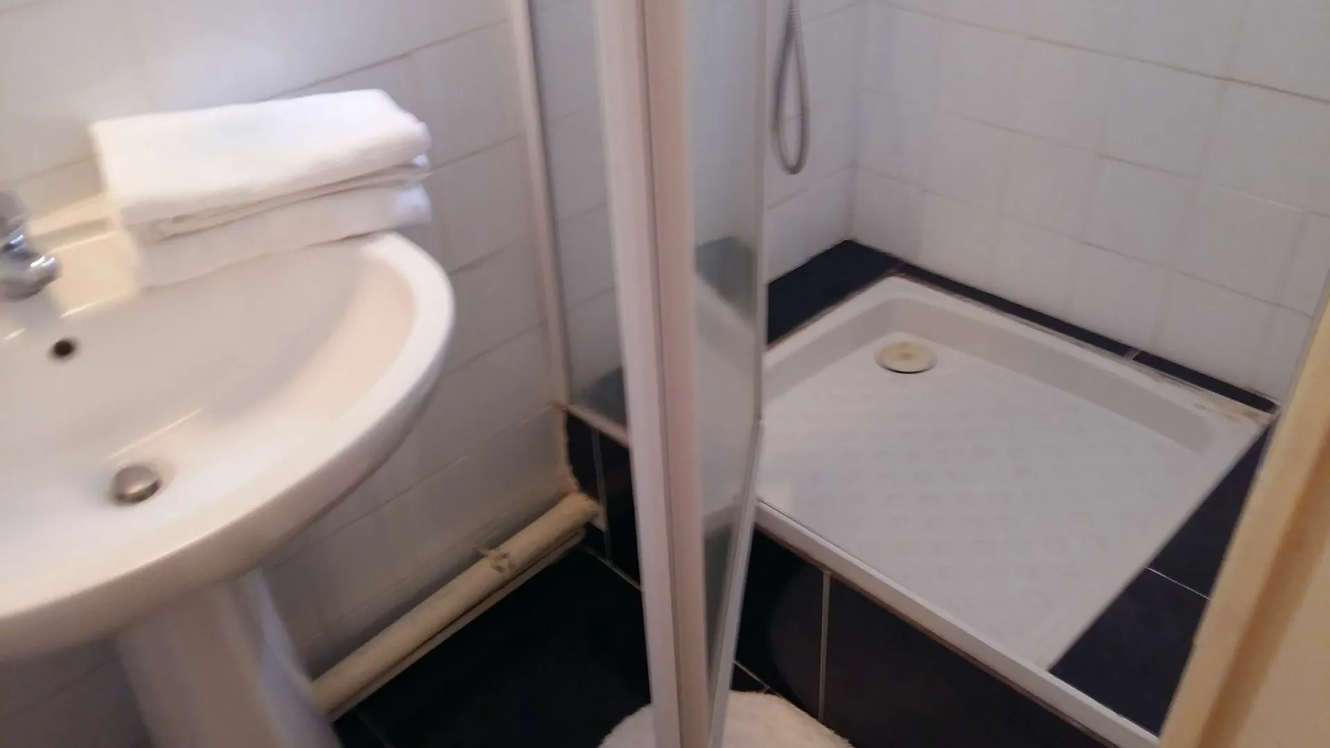 Du Metro Hotell